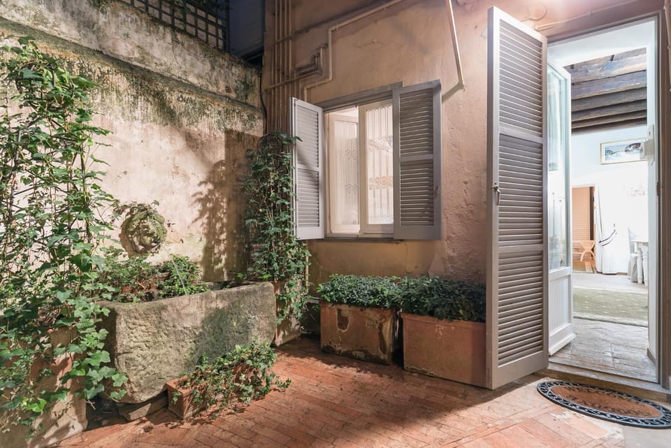Patio, Balcony/Terrace