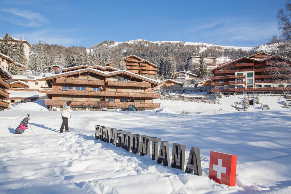 Day, People, Natural landscape, Winter, Skiing, Mountain view