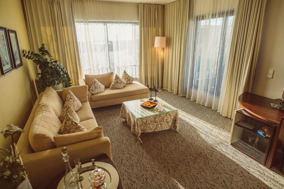 TV and multimedia, Balcony/Terrace, Living room