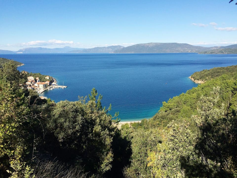 Neighbourhood, Sea view
