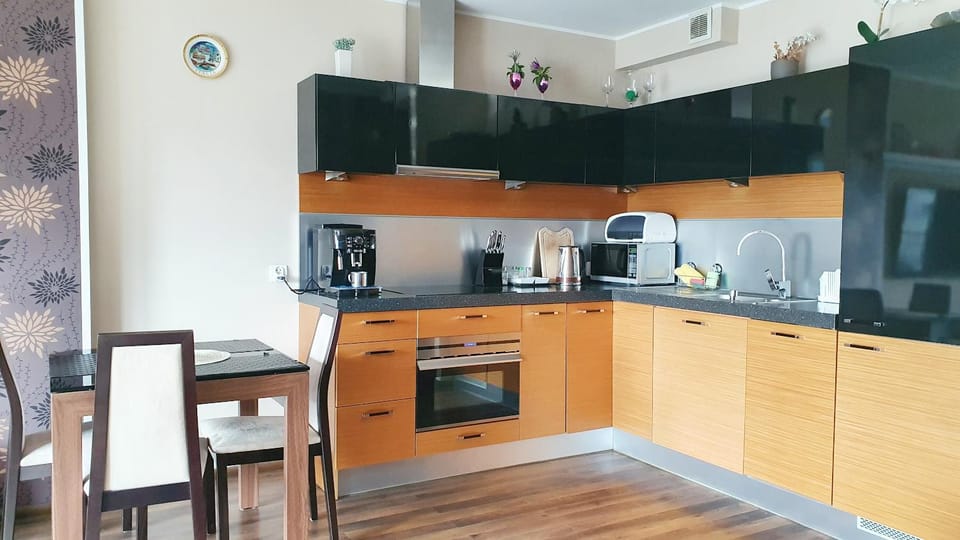 minibar, stove, kitchen