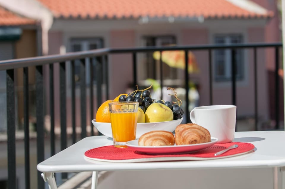 View (from property/room), Balcony/Terrace, Balcony/Terrace, Seating area