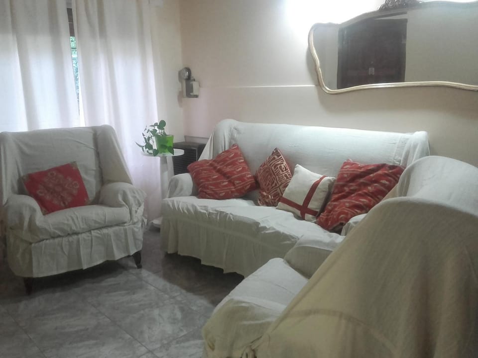 Communal lounge/ TV room, Dining area