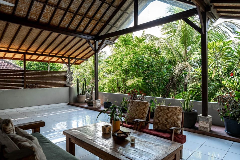 Patio, Day, Natural landscape, Garden, View (from property/room), Balcony/Terrace, Living room, Seating area, Garden view