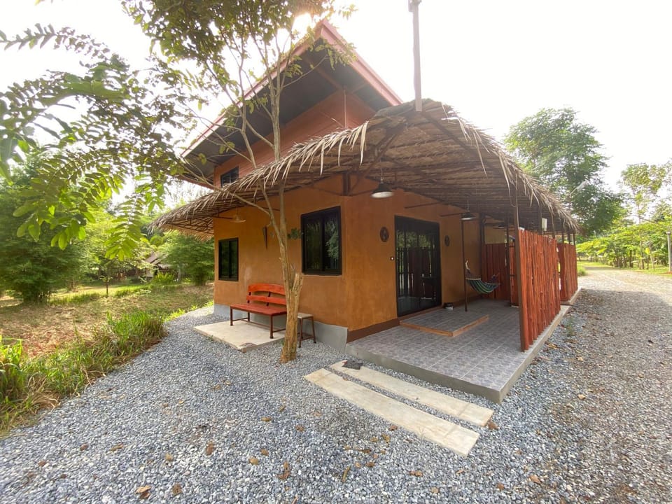 Baan Nork Farmstay บ้านนอก ฟาร์มสเตย์ Farm Stay in Laos