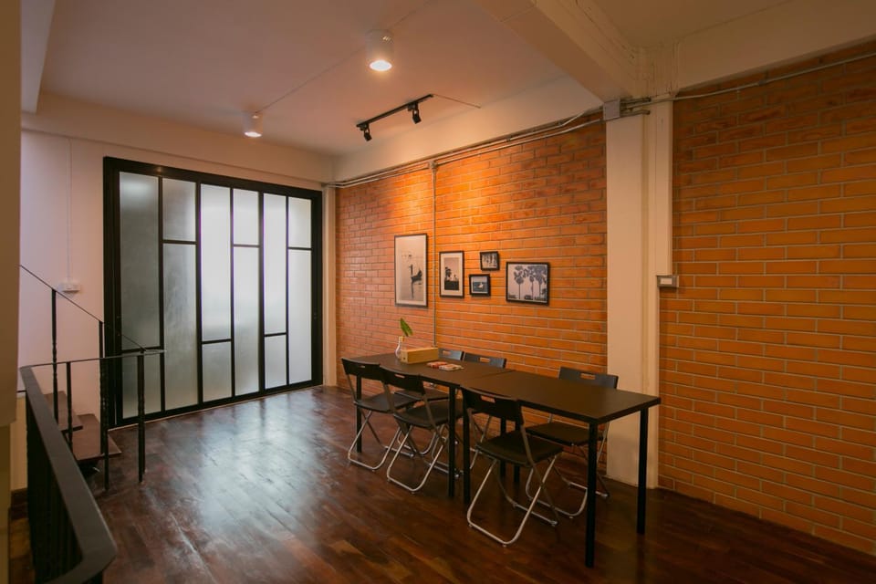 Communal lounge/ TV room