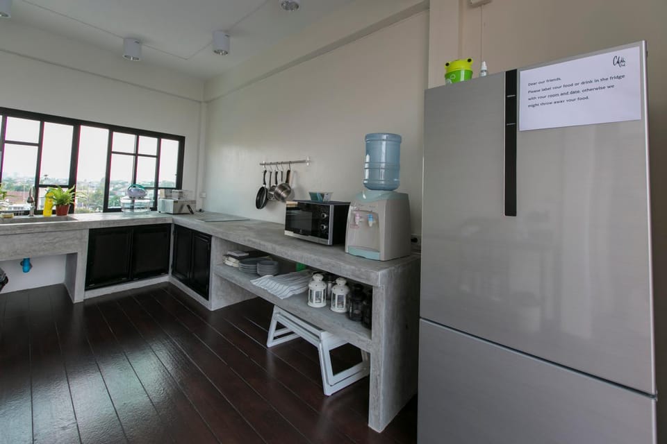 Balcony/Terrace, Communal kitchen
