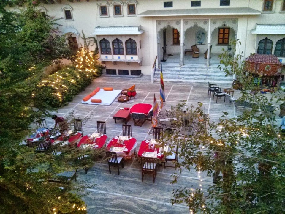 Restaurant/places to eat, Bird's eye view, Garden view