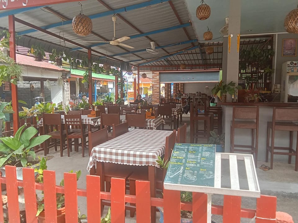 Restaurant/places to eat