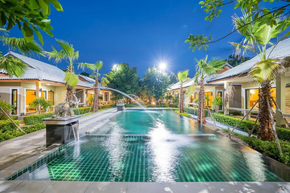 Property building, Swimming pool