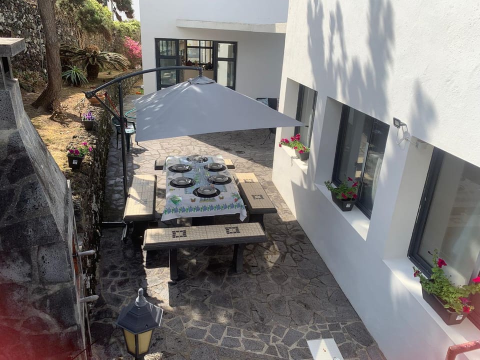 Surf & Guest Lorena´s House Bed and Breakfast in Azores District