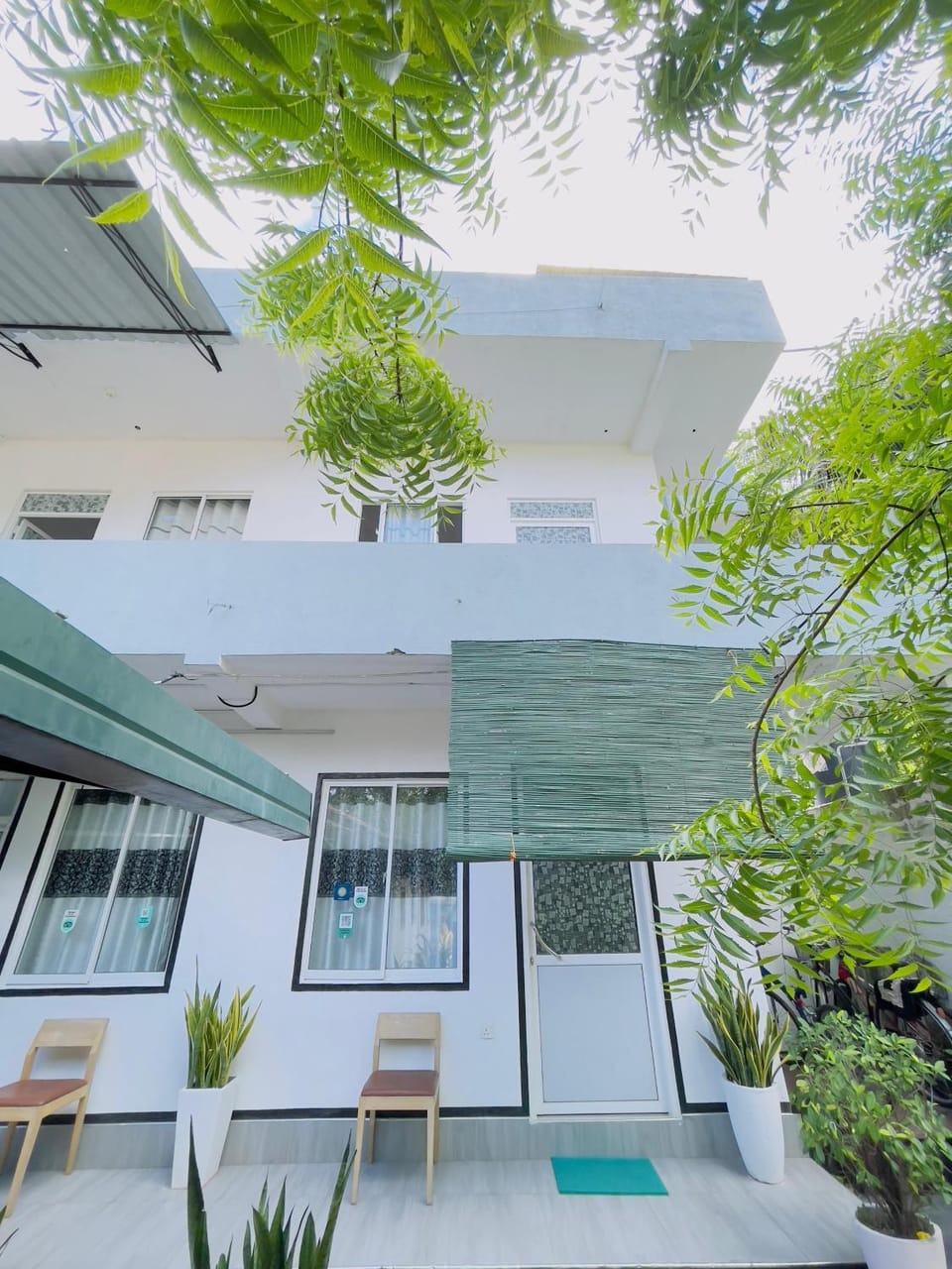 Property building, Garden, Balcony/Terrace, Garden view