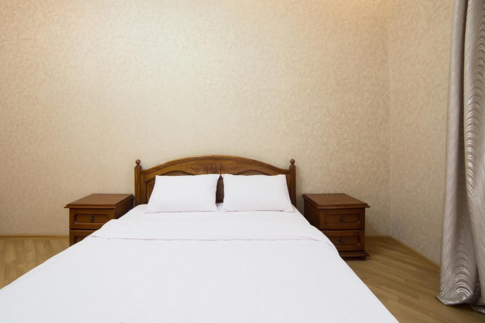 Apartment on Virmenska 3, with 2 separate bedrooms Apartment in Lviv