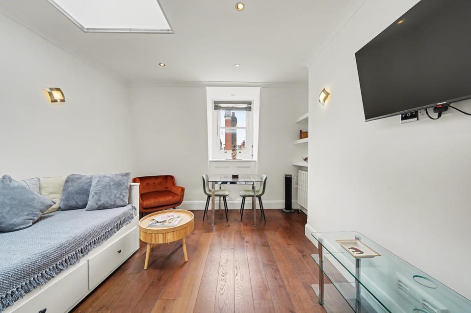 Chancery's Loft Private Apartment Apartment in City of Westminster