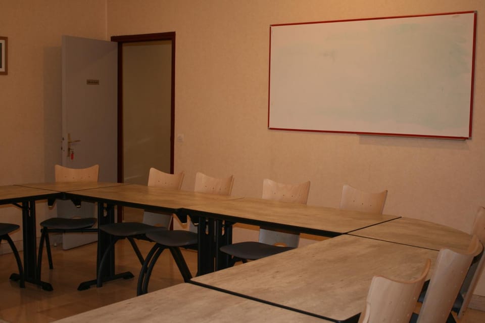 Meeting/conference room