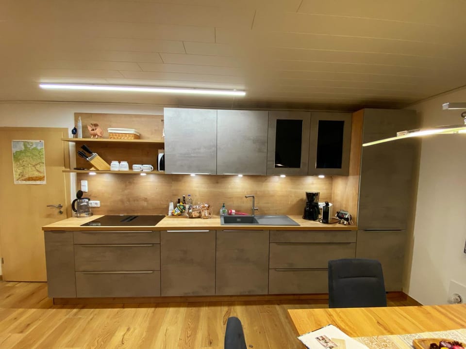 Coffee/tea facilities, pet friendly, kitchen