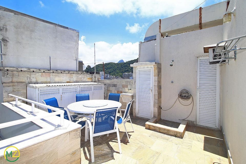 Wonderful Front Ocean View Penthouse with terrace Apartment in Rio de Janeiro