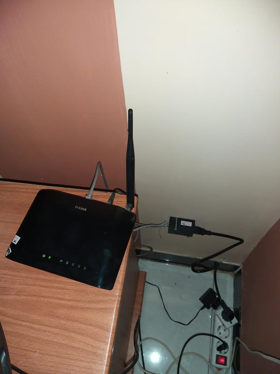 TV and multimedia, Business facilities