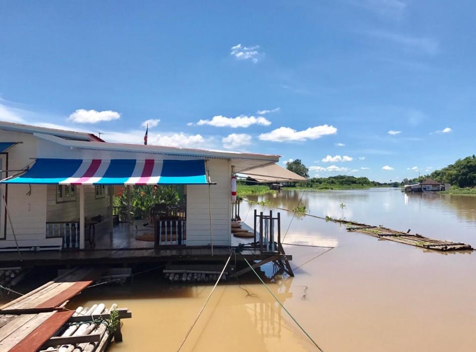 อยู่แพ PaeStay อุทัยธานี Hostel in Thailand