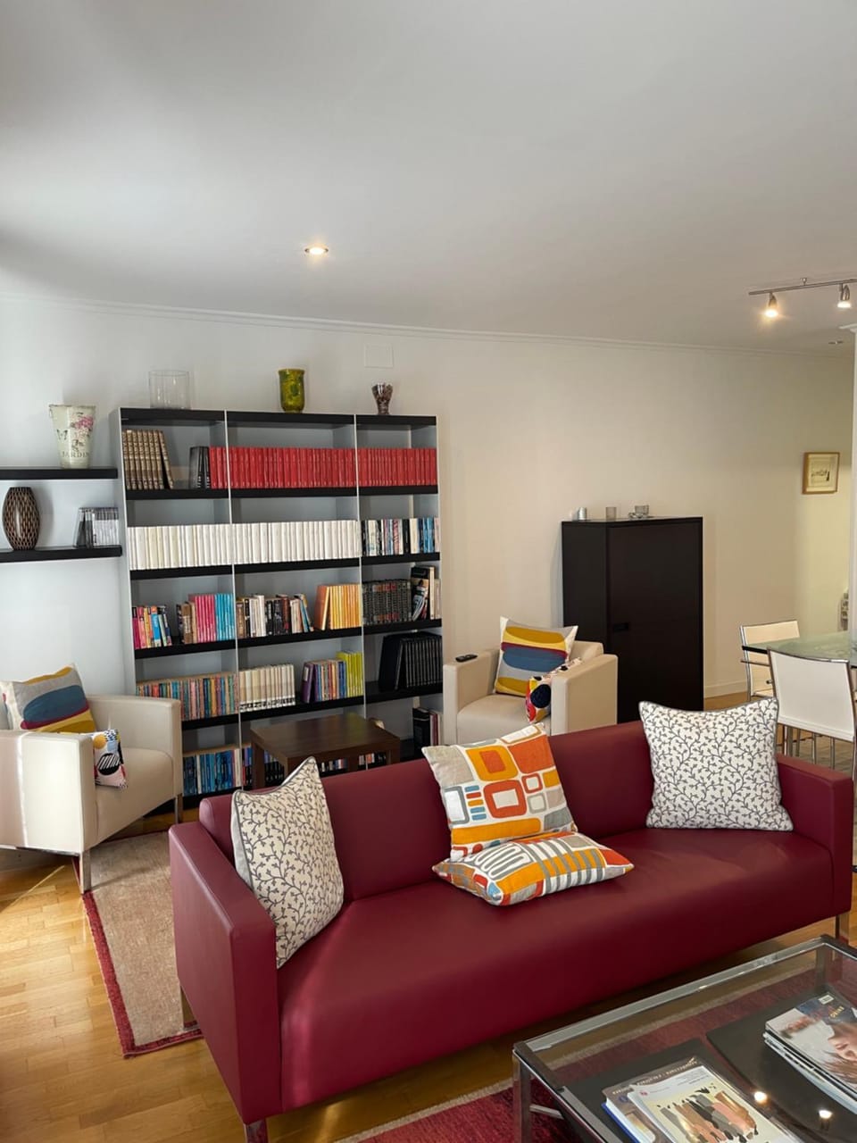 Library, Living room, Seating area