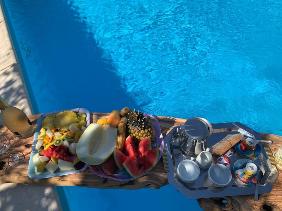 Breakfast, Buffet breakfast