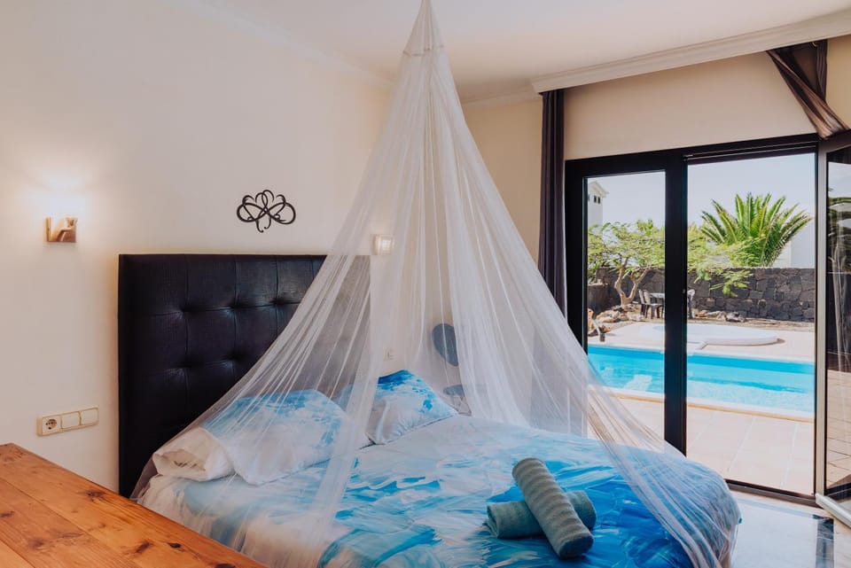 Bed, Bedroom, Pool view