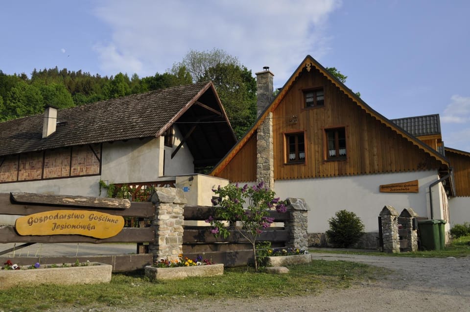 Property building, Day