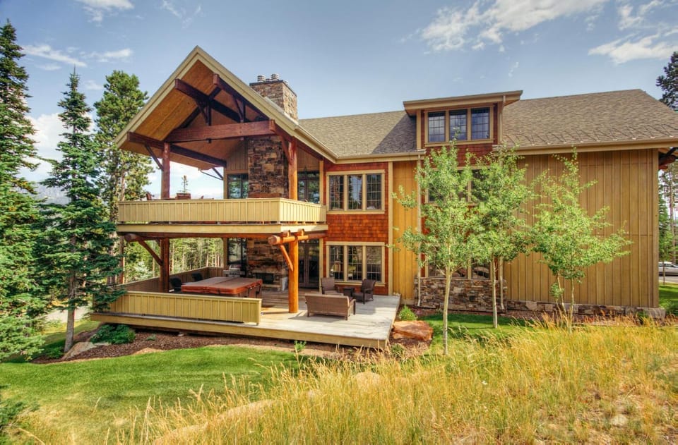 Cowboy Heaven Luxury Suites - Unit 2B House in Big Sky
