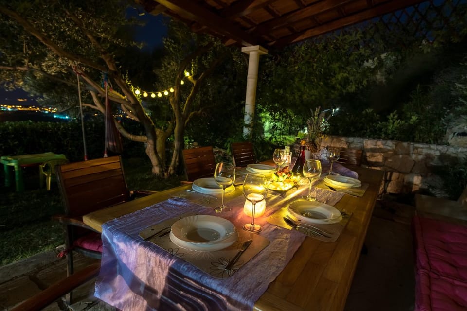 Restaurant/places to eat, BBQ facilities