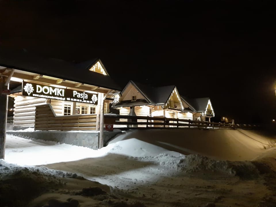 Całoroczne domki Pasja II View,Lake & Ski House in Lesser Poland Voivodeship