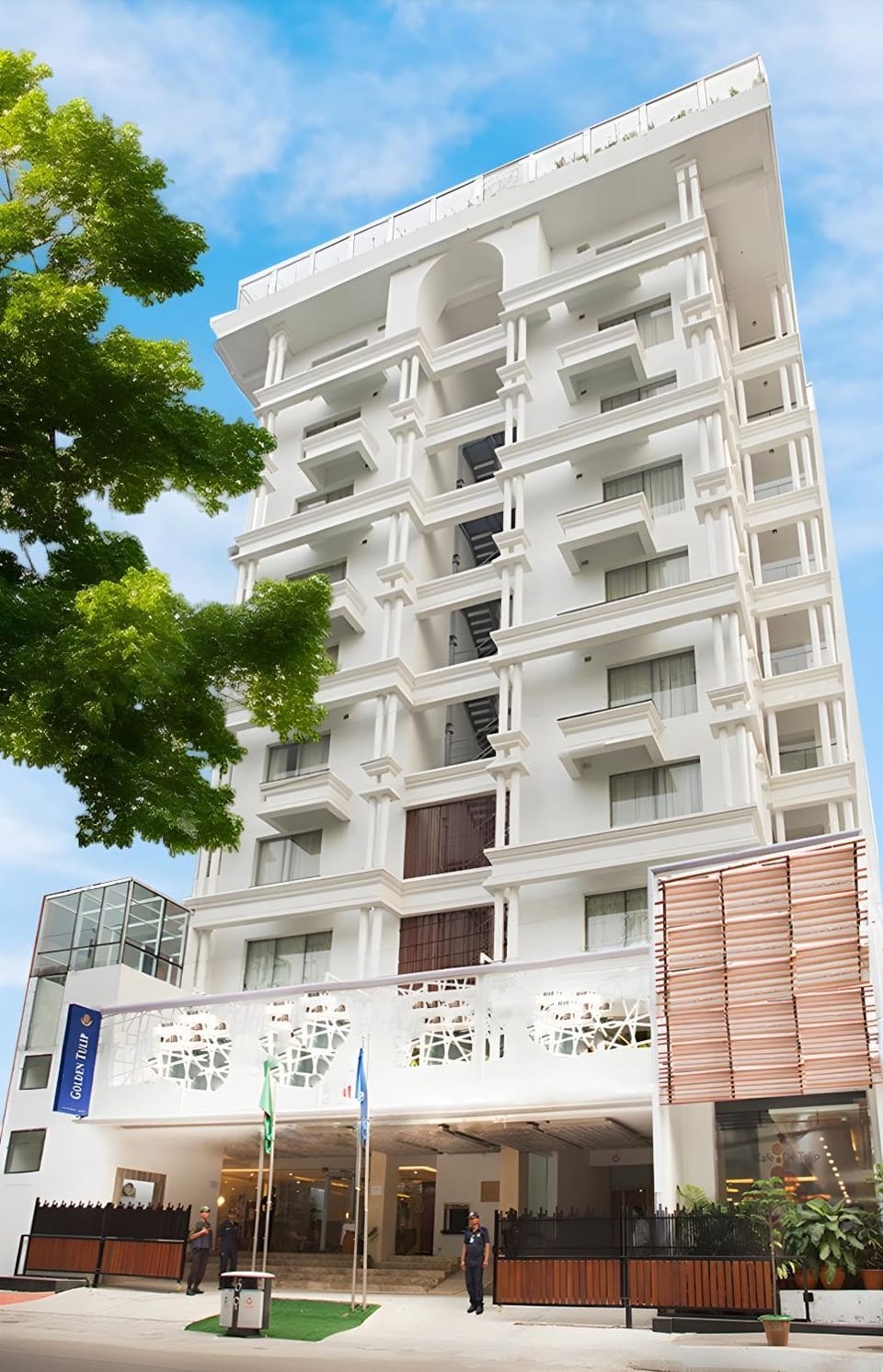 Property building, Facade/entrance