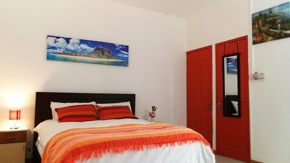 Bayview Villa Holidays Apartment in Flic en Flac