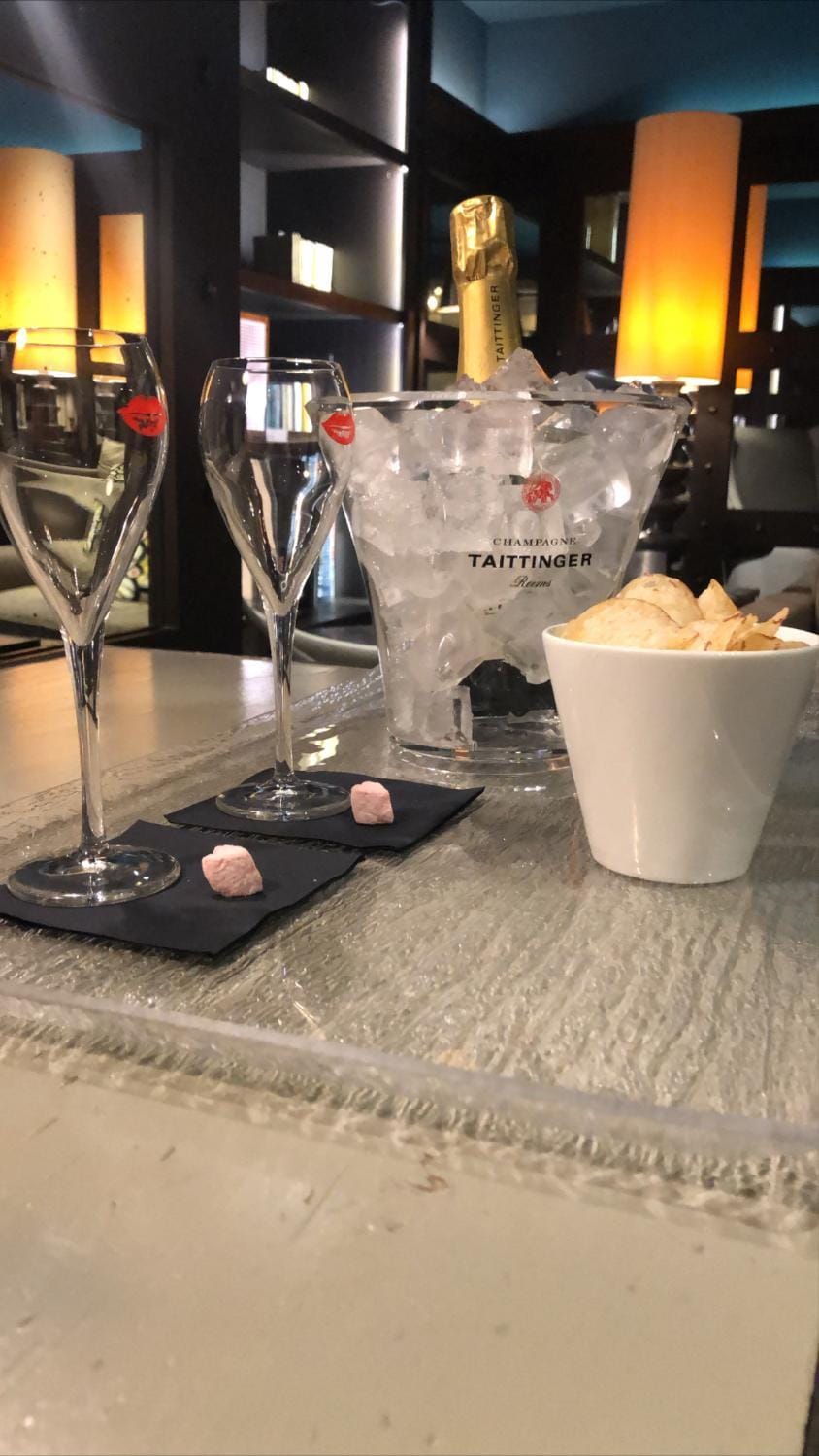Lounge or bar