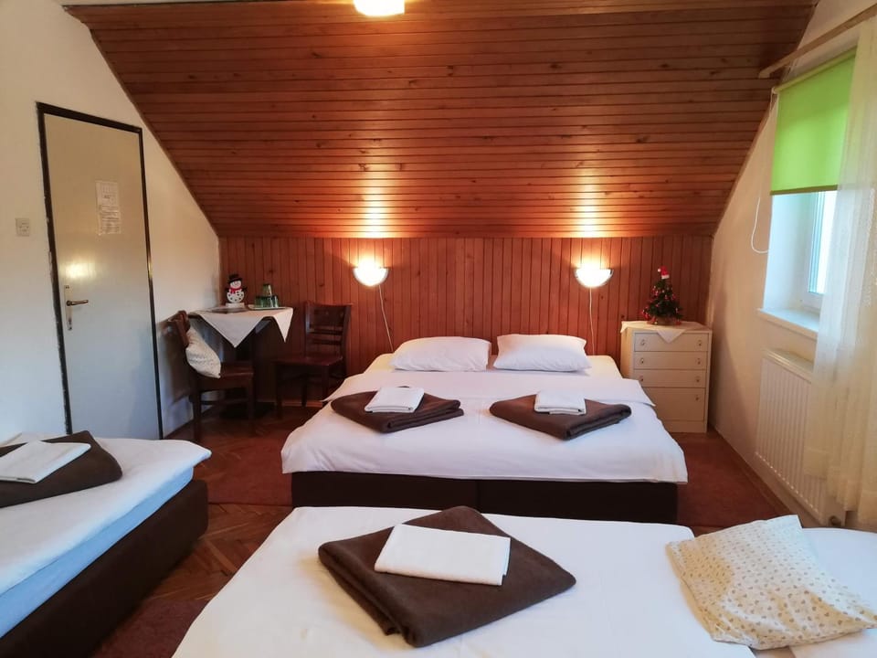 Guesthouse Arnika Bed and Breakfast in Primorje-Gorski Kotar County