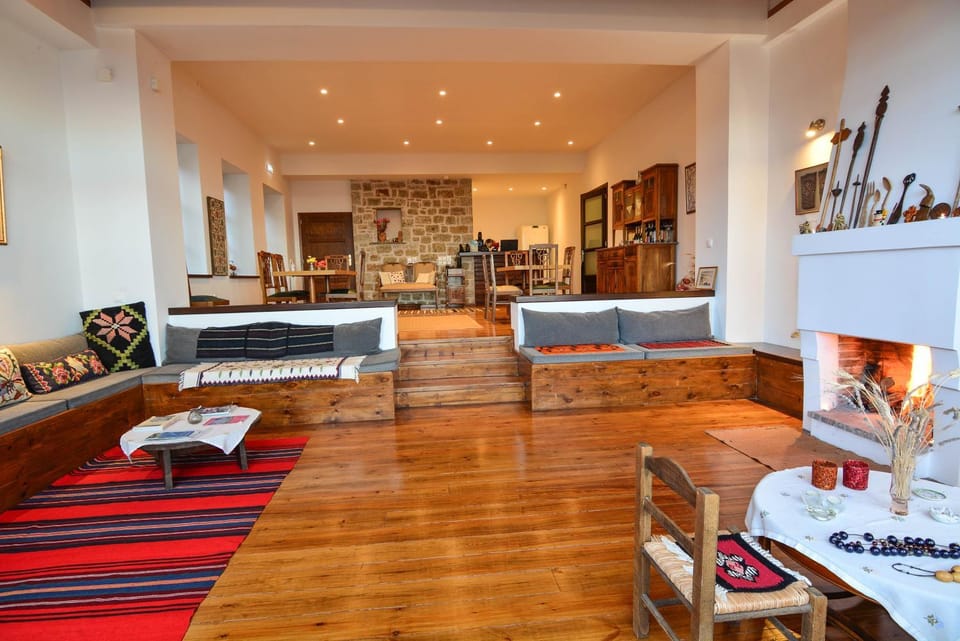 Aipytos Guesthouse Bed and Breakfast in Peloponnese Region