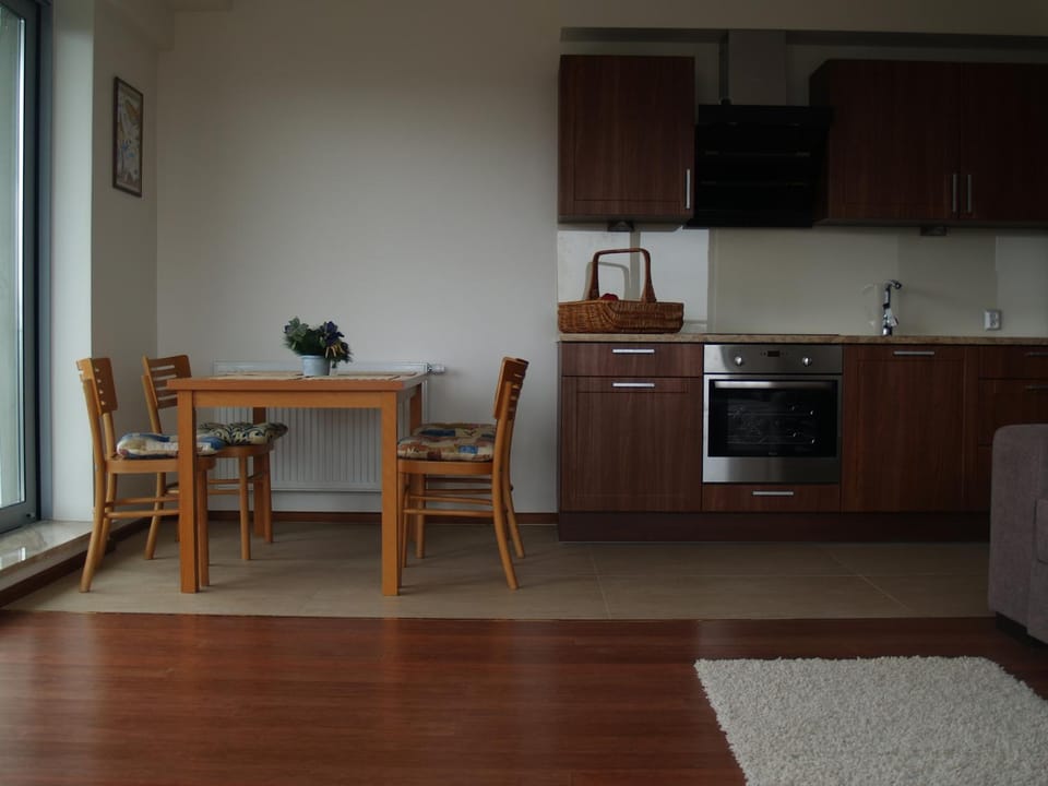 Wechta - Promenada Gwiazd 28 with Sea View, Free Rooftop Pool & Sauna Apartment in Miedzyzdroje