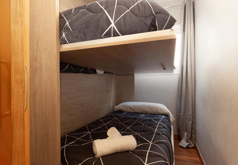 bunk bed