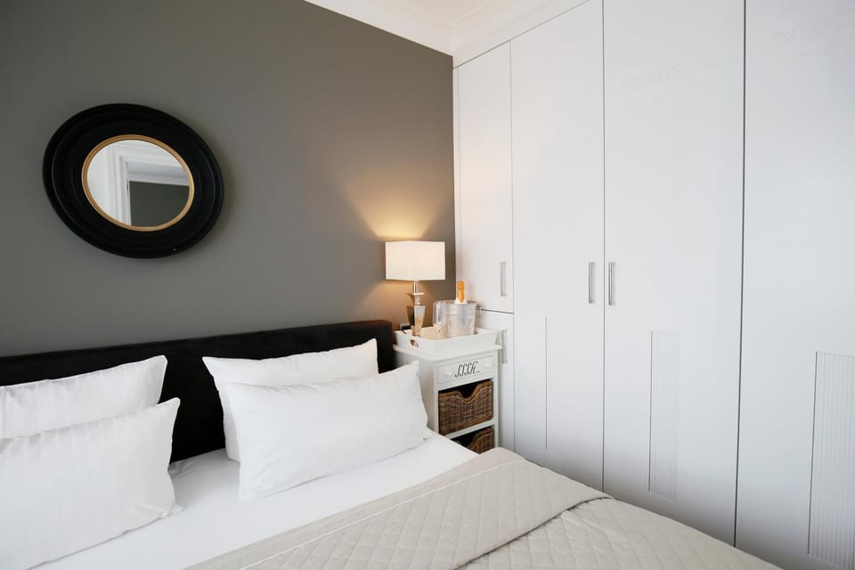 Bed, Bedroom, wardrobe