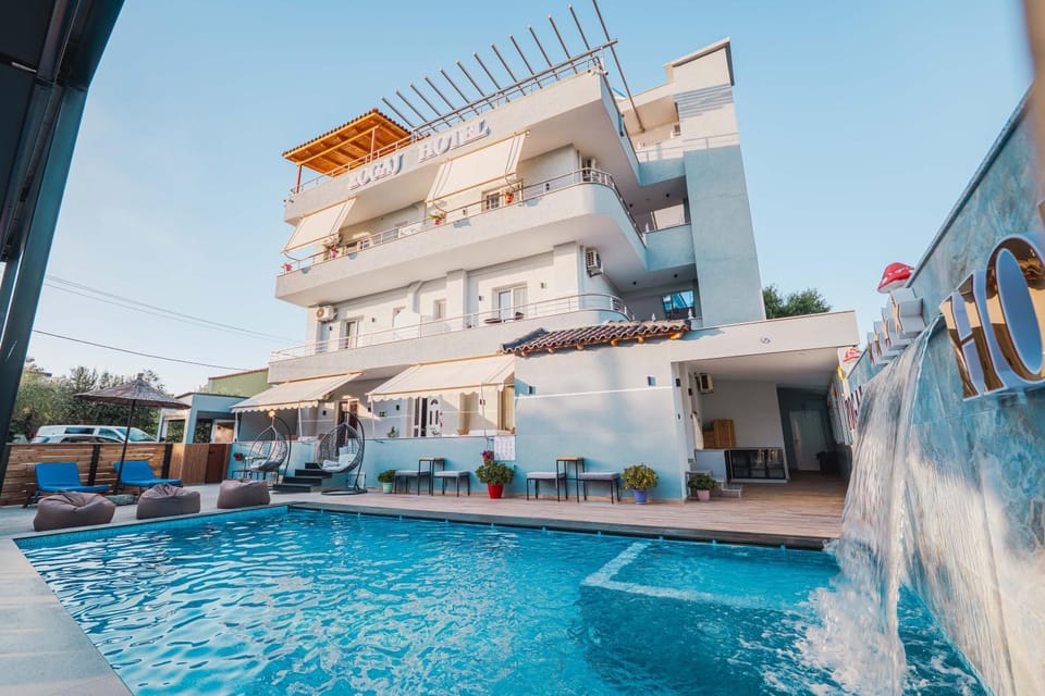 Property building, Pool view