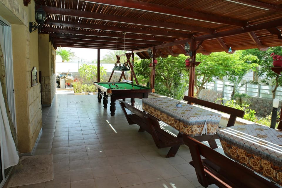 Billiard, Balcony/Terrace