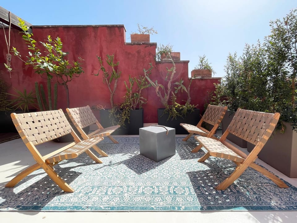 Balcony/Terrace, Seating area, Area and facilities