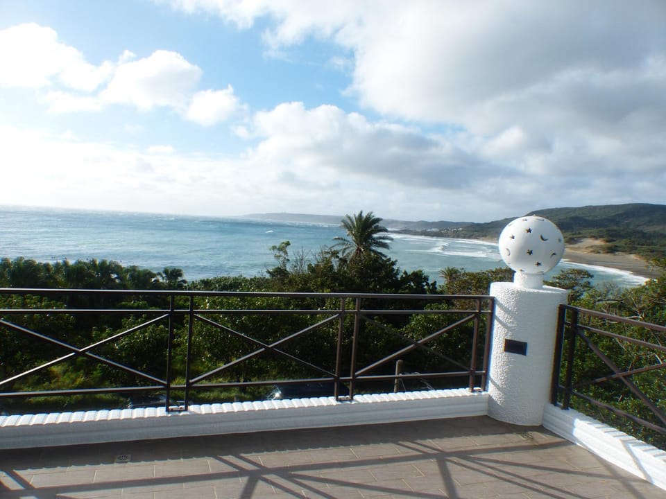 Facade/entrance, Balcony/Terrace, Floor plan, Beach