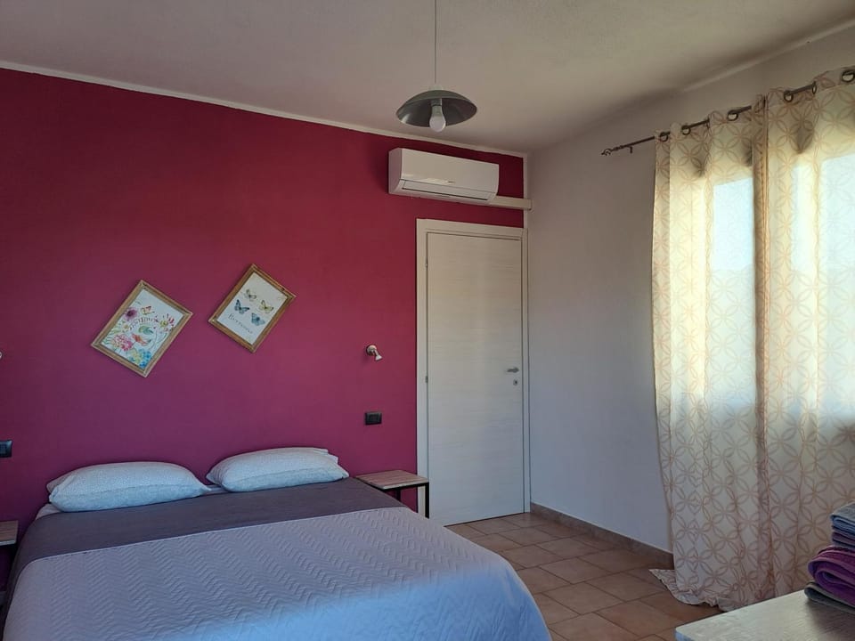 Alma Bed & Breakfast 15 minuti da Bosa e comodo parcheggio Bed and Breakfast in Sardinia
