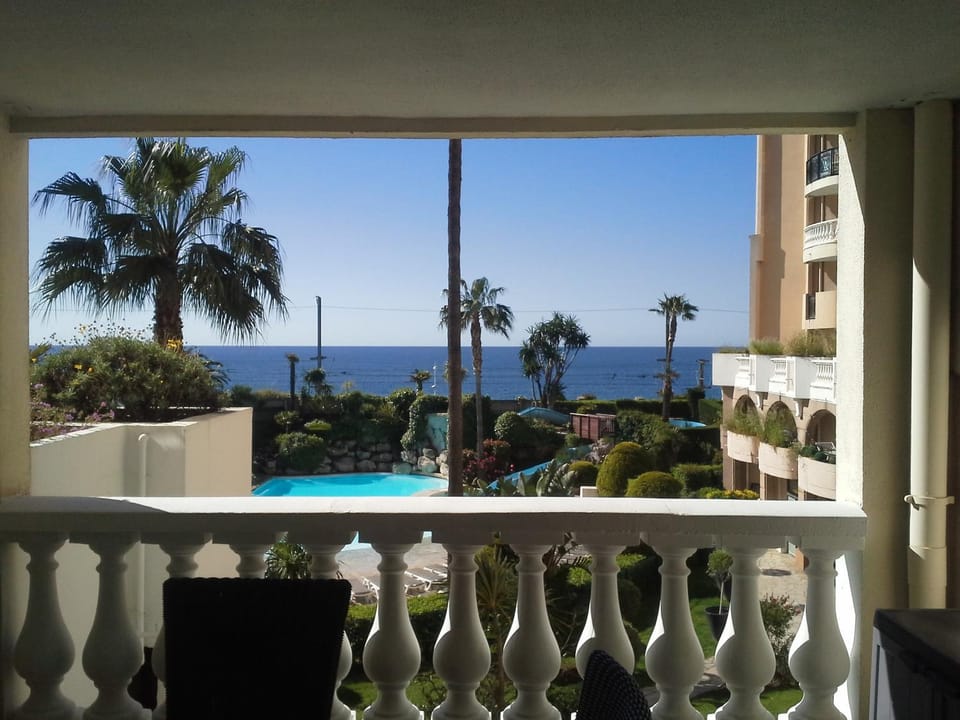 Balcony/Terrace, Pool view, Sea view