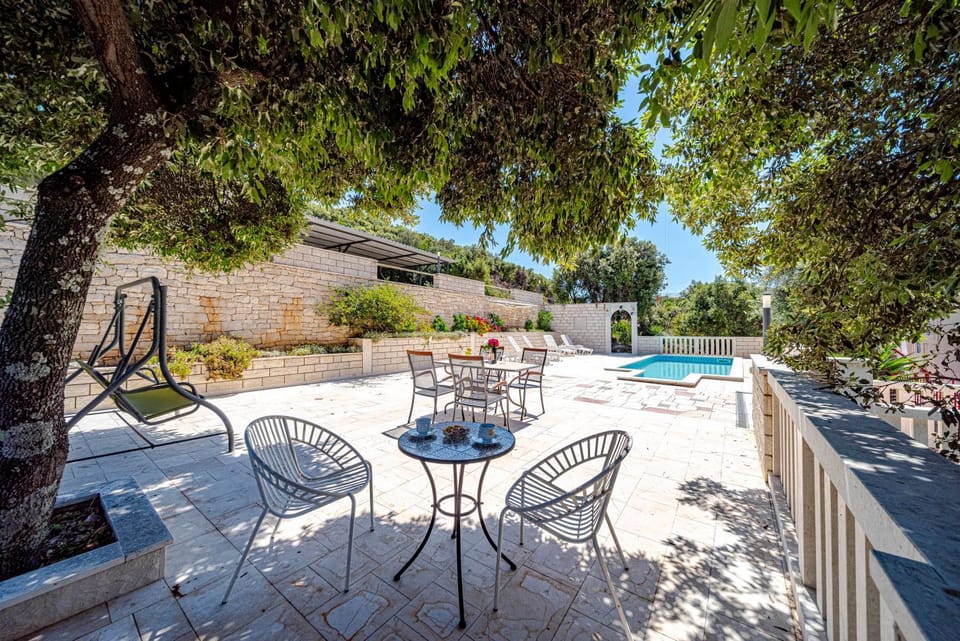 Garden, Pool view, Swimming pool