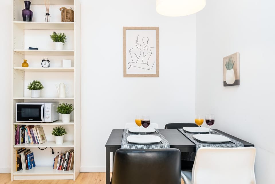 Library, Dining area
