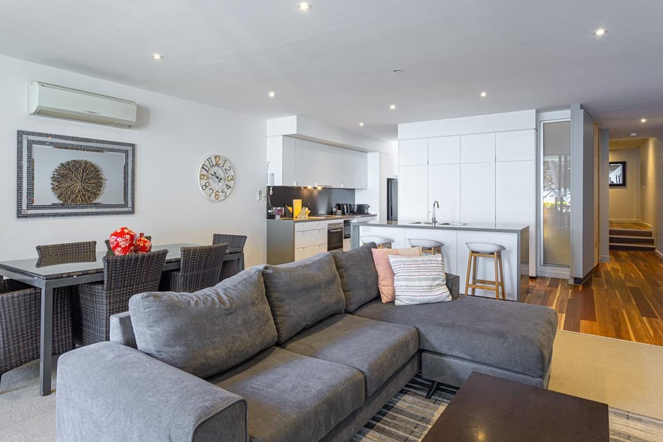 Living room, Lounge or bar, Dining area