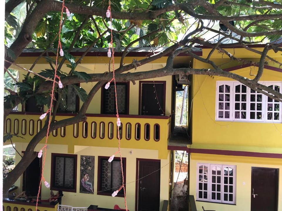 All Seasons Guest House Bed and Breakfast in Goa, India