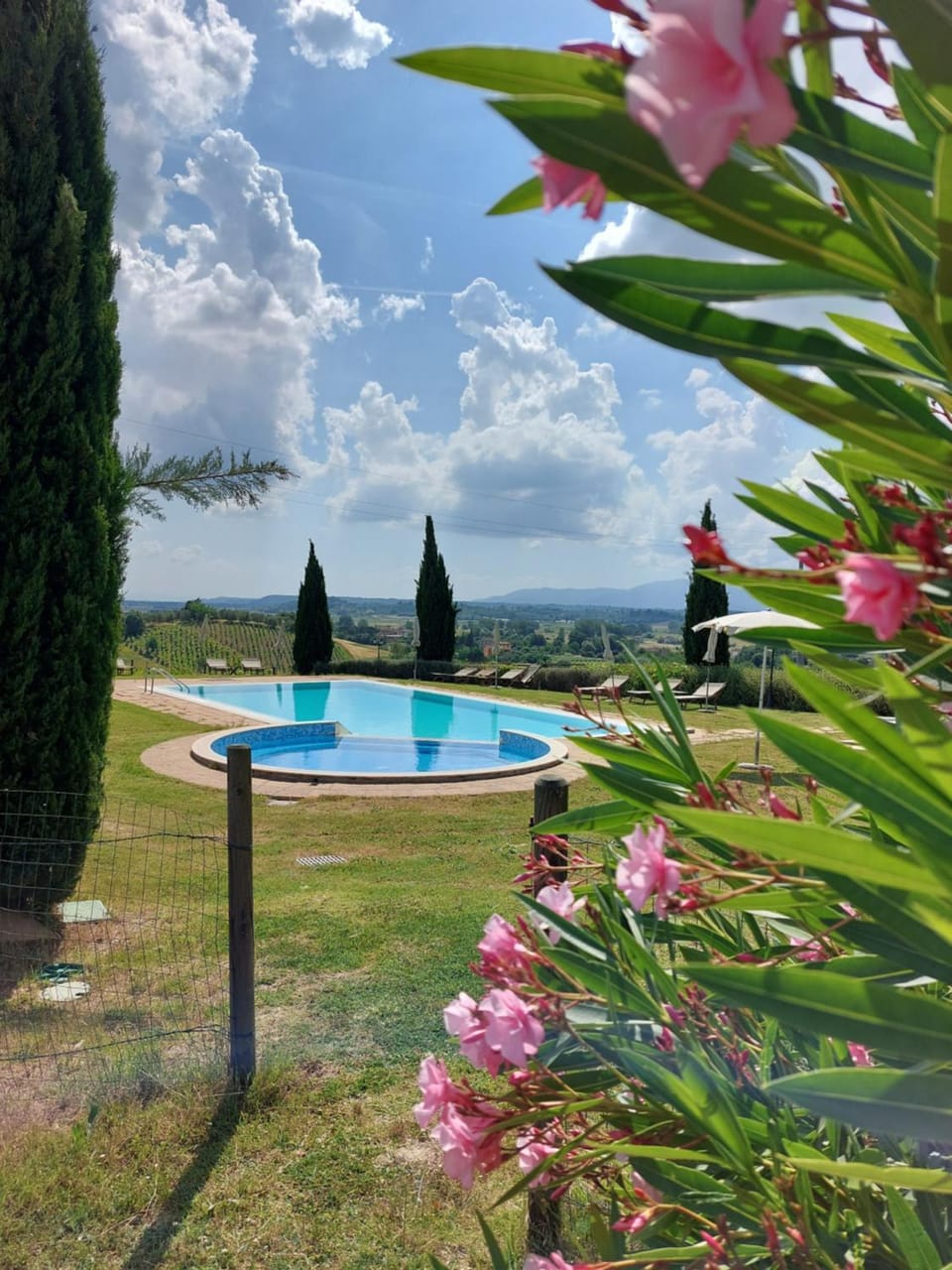 Hot Tub, View (from property/room), Swimming pool, Inner courtyard view