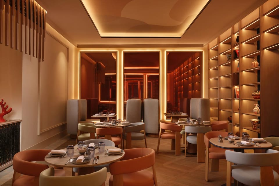 Restaurant/places to eat, Restaurant/places to eat